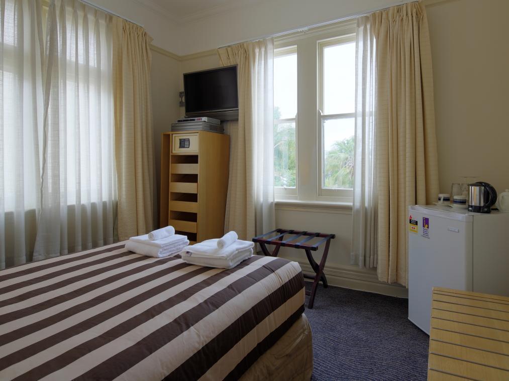 Neutral Bay Lodge Сидни Екстериор снимка