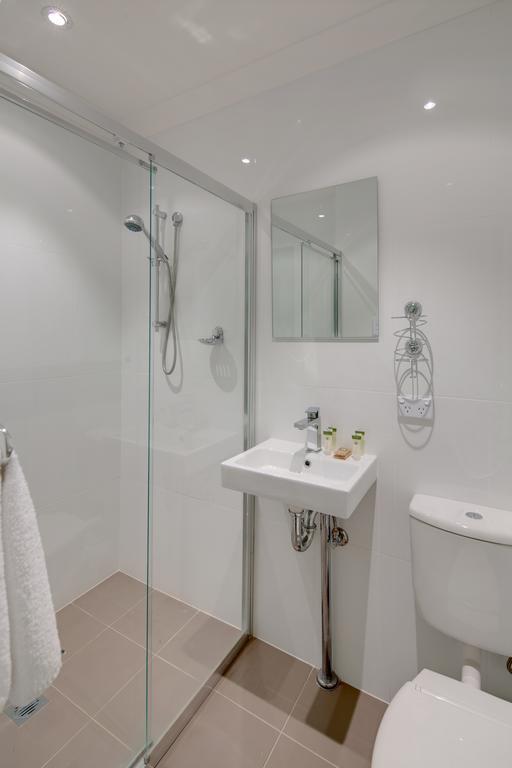 Neutral Bay Lodge Сидни Екстериор снимка