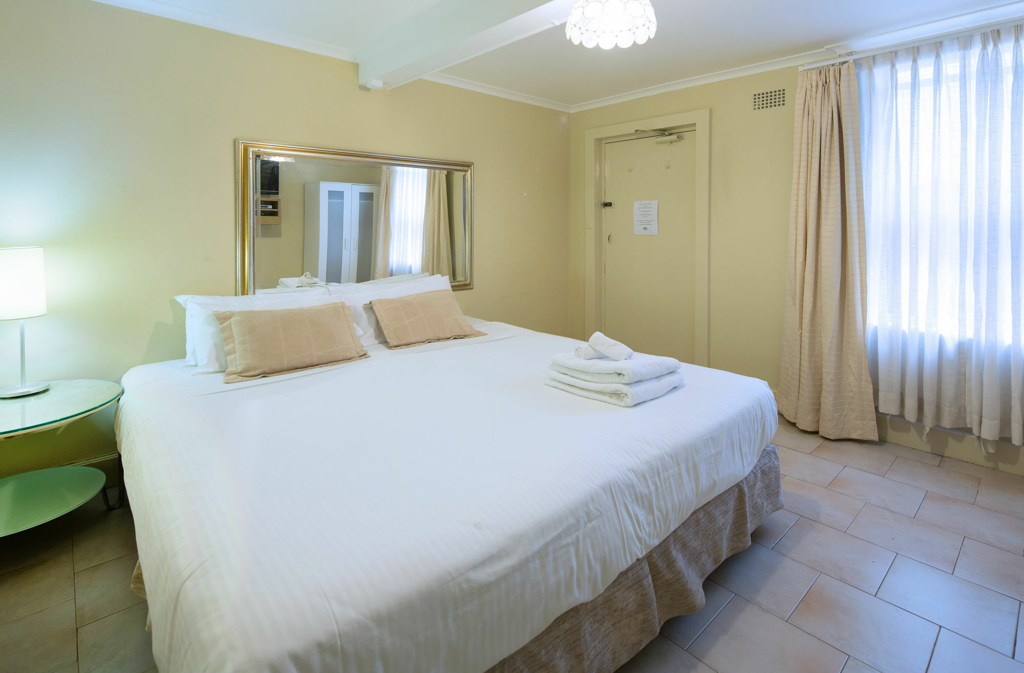Neutral Bay Lodge Сидни Екстериор снимка
