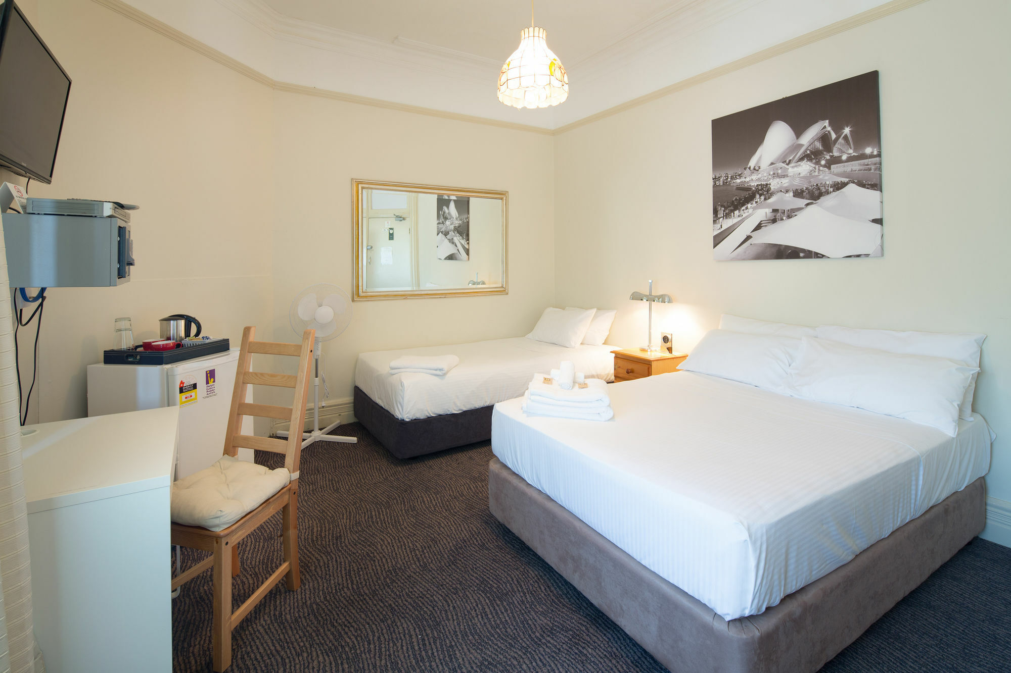 Neutral Bay Lodge Сидни Екстериор снимка