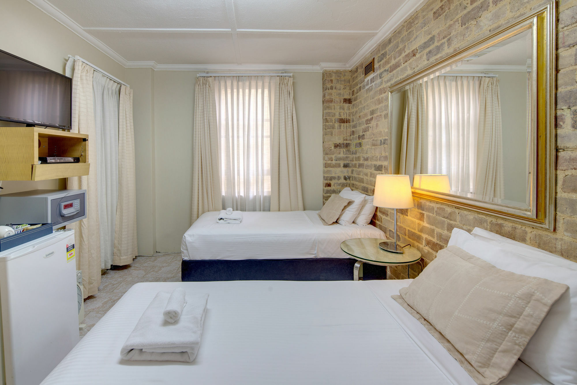 Neutral Bay Lodge Сидни Екстериор снимка